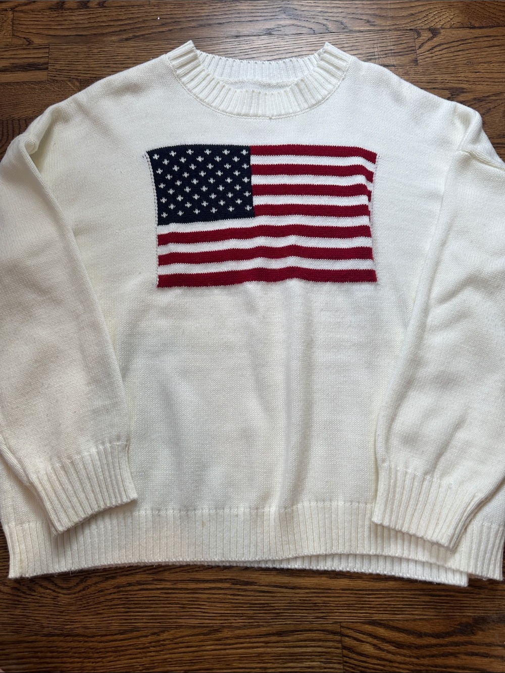 Cream white Knit Sweater with American Flag
Note: oversized